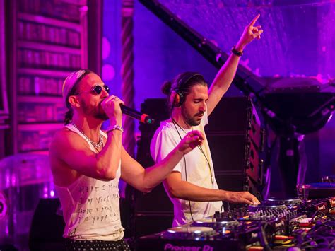 Dimitri Vegas & Like Mike - La Furia Elettrica: Un Evento Indimenticabile di Musica Dance? Chi non vorrebbe Ballare tutta la Notte?